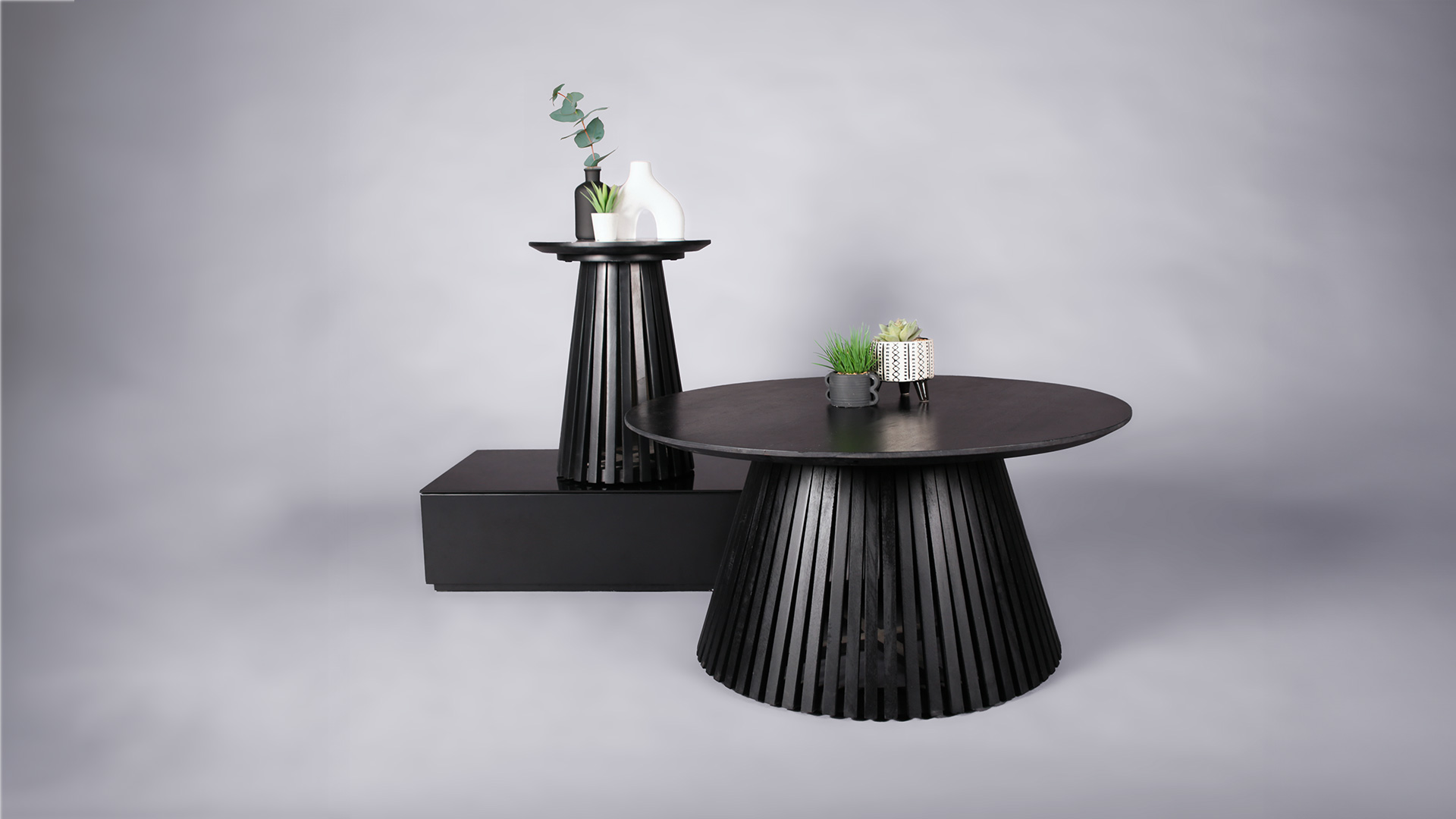 he Nara Coffee table in black perfectly blends Scandinavian functionality and Japanese design