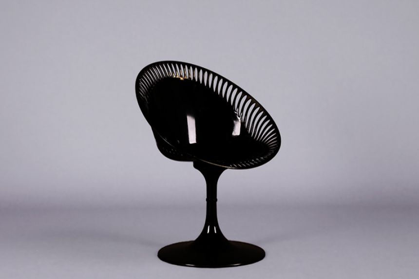 Satellite Chair Black thumnail image
