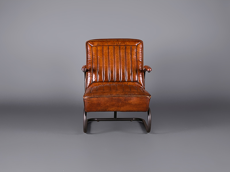 Aviator vintage leather chair