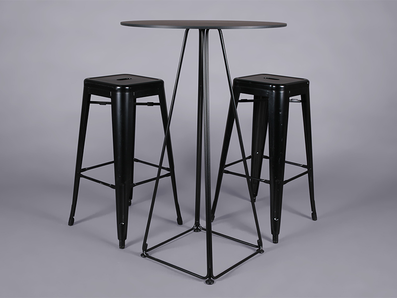 Metal Bar Stool – Black