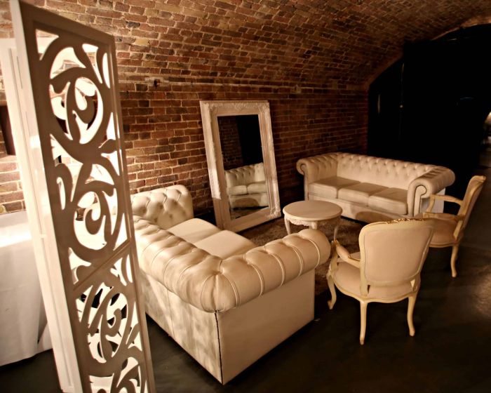 02. Dressing Room Package – Luxury