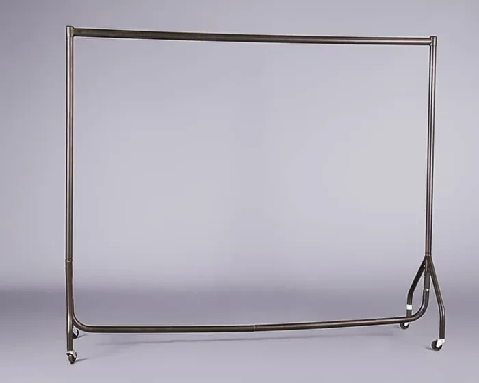 Clothes Rail with 30 free hangers (per rail)
