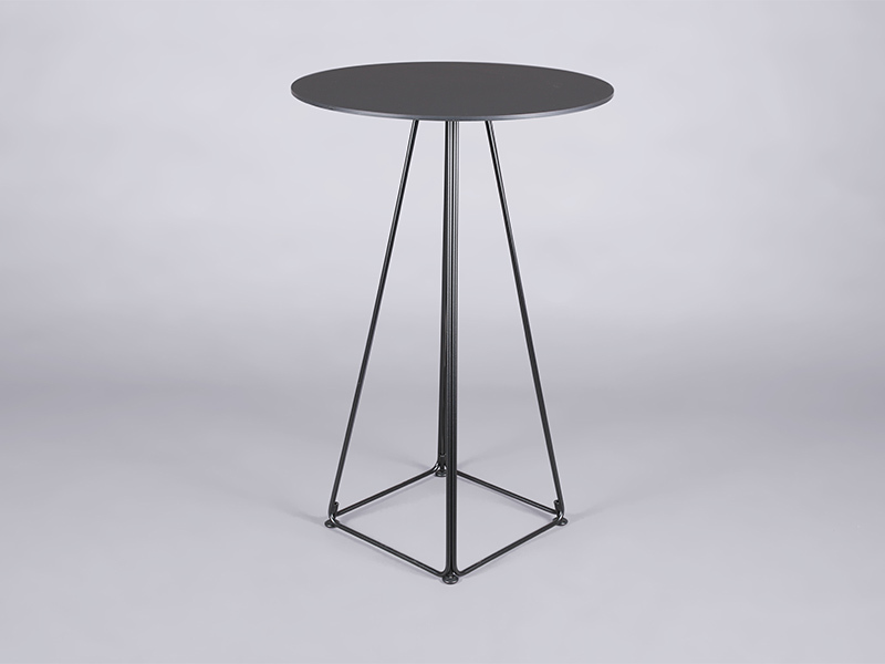Nero poseur table