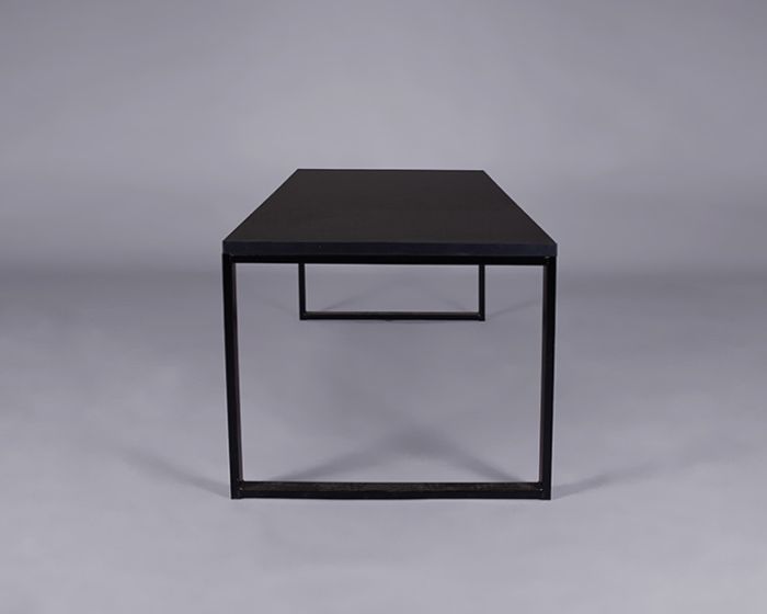 Monza dining table