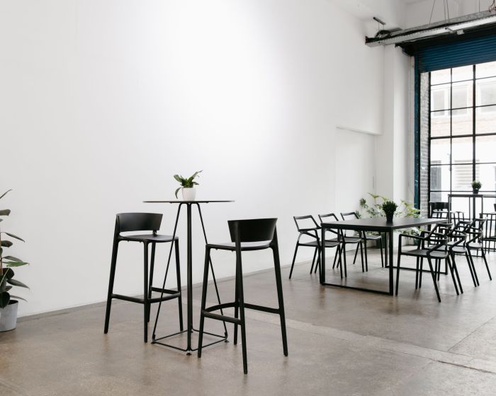 Poseur Tables
