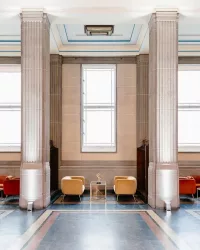 60 Great Queen St