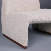 Azalea chair – bouclé